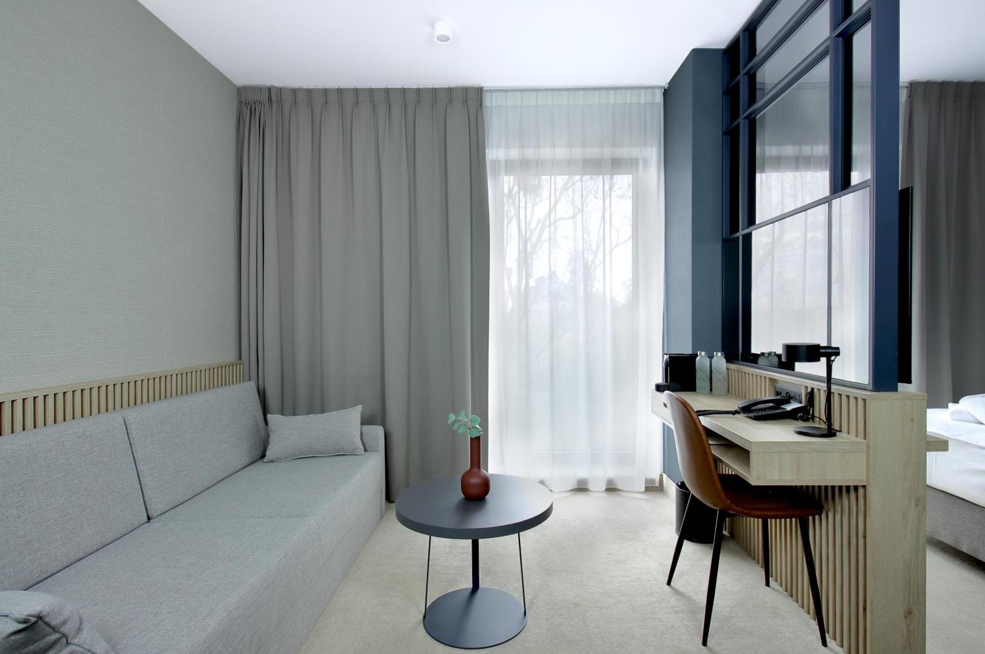 Umi Hotel سوبوت المظهر الخارجي الصورة